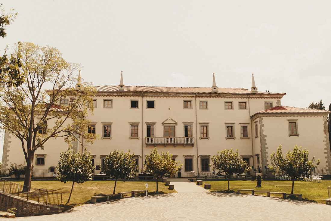 Prekrasna renesančna vila Vipolže je prekrasna poročna lokacija v Goriških Brdih